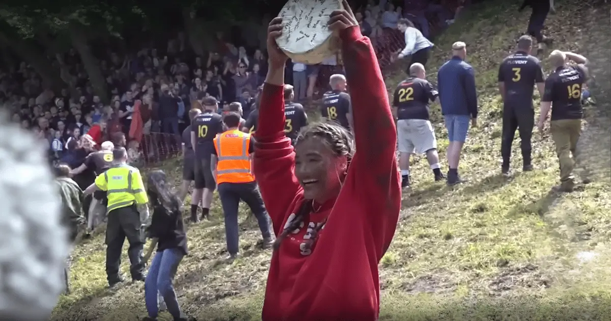 Kotúľanie syra v Gloucestershire 2024